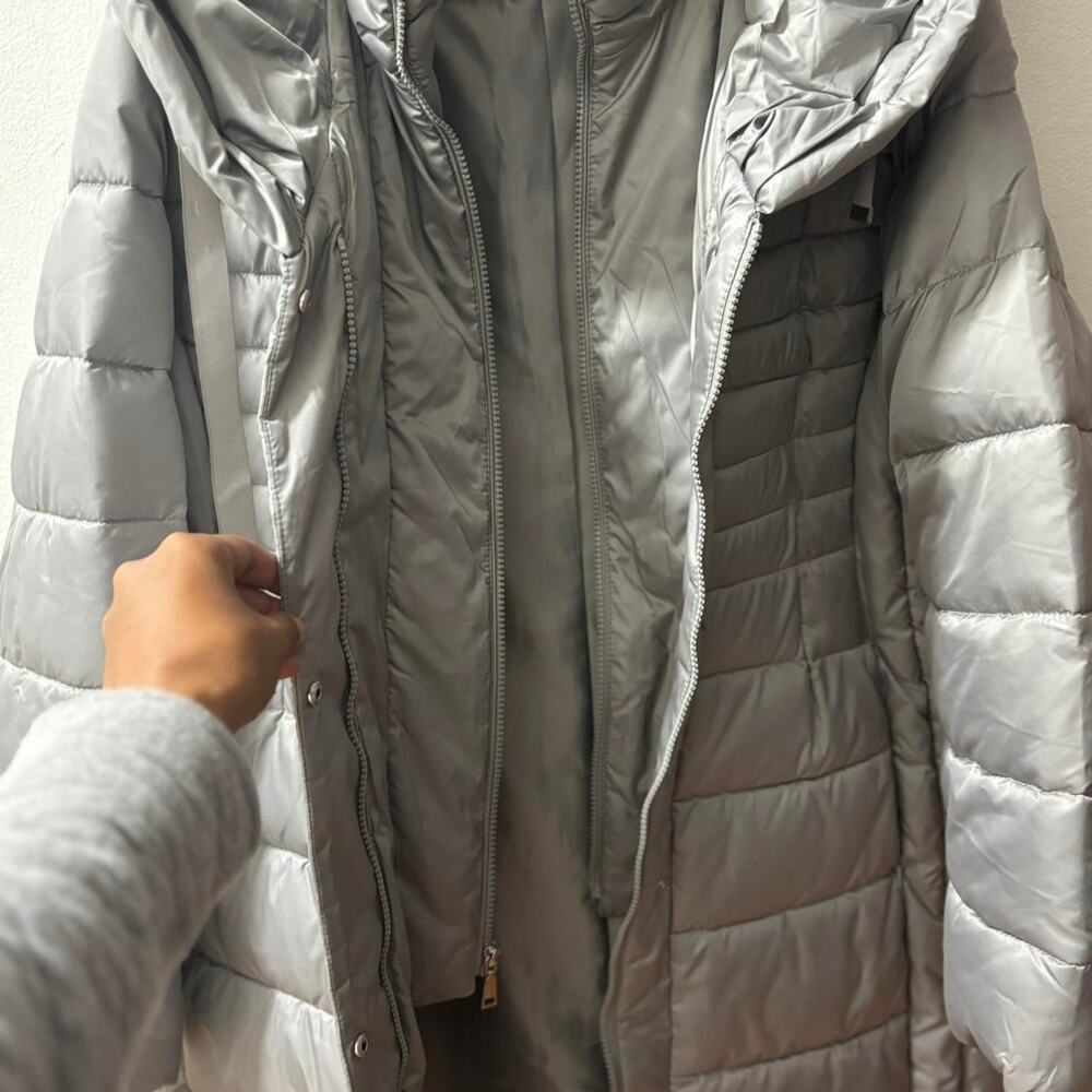 Tahari Casey Fitted Puffer Coat for Women-Quilted Winter Coat with Bib Size XL - Picture 3 of 8